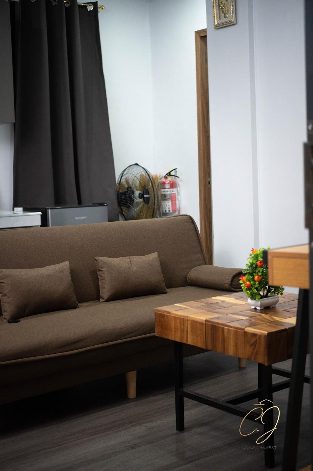 Cj Apartments Olongapo Bagian luar foto
