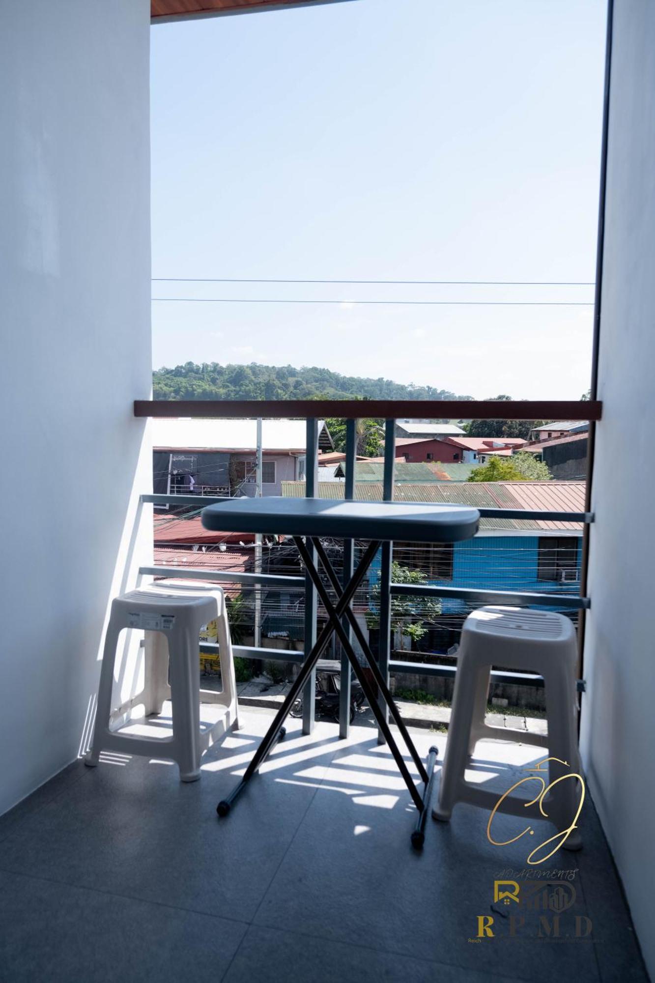 Cj Apartments Olongapo Bagian luar foto